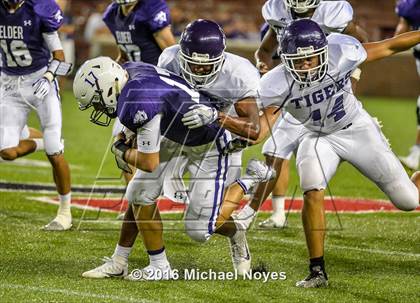 Thumbnail 3 in Pickerington Central @ Elder (Crosstown Showdown) photogallery.
