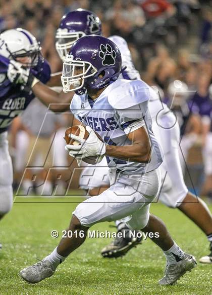 Thumbnail 2 in Pickerington Central @ Elder (Crosstown Showdown) photogallery.