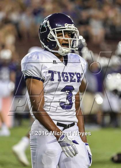 Thumbnail 1 in Pickerington Central @ Elder (Crosstown Showdown) photogallery.