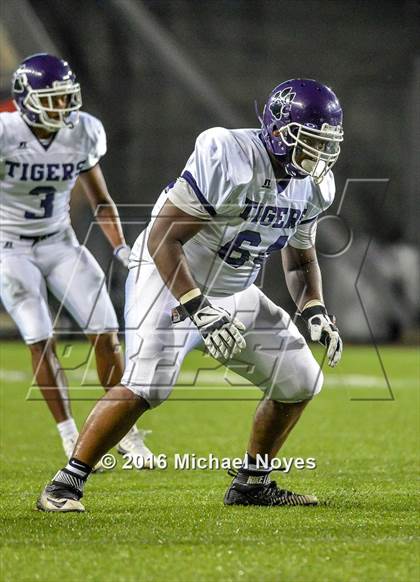 Thumbnail 3 in Pickerington Central @ Elder (Crosstown Showdown) photogallery.