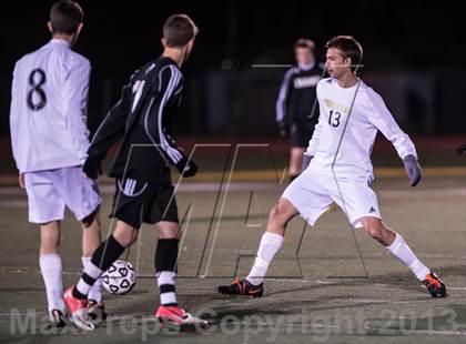 Thumbnail 3 in Hand vs.  Joel Barlow (CIAC Class L Semifinal) photogallery.