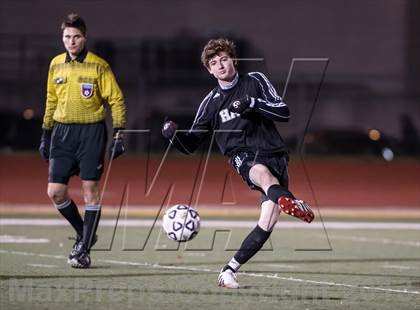 Thumbnail 2 in Hand vs.  Joel Barlow (CIAC Class L Semifinal) photogallery.