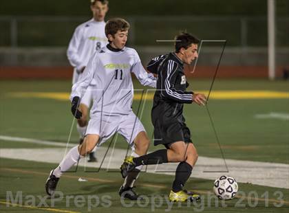 Thumbnail 2 in Hand vs.  Joel Barlow (CIAC Class L Semifinal) photogallery.