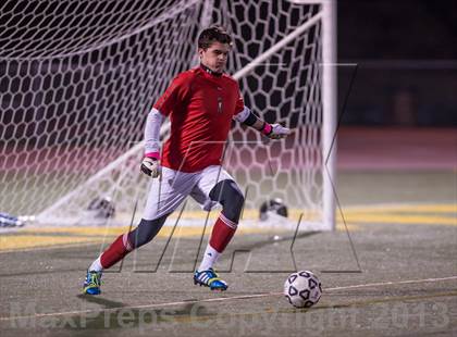 Thumbnail 3 in Hand vs.  Joel Barlow (CIAC Class L Semifinal) photogallery.