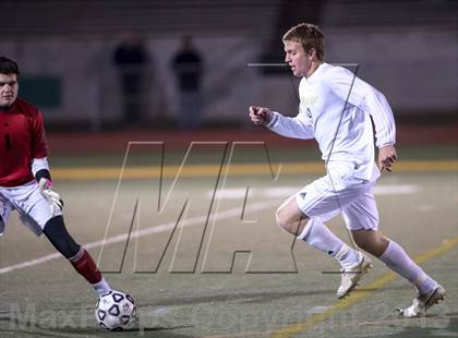 Thumbnail 1 in Hand vs.  Joel Barlow (CIAC Class L Semifinal) photogallery.
