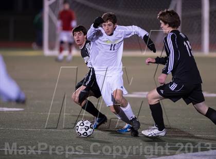 Thumbnail 1 in Hand vs.  Joel Barlow (CIAC Class L Semifinal) photogallery.
