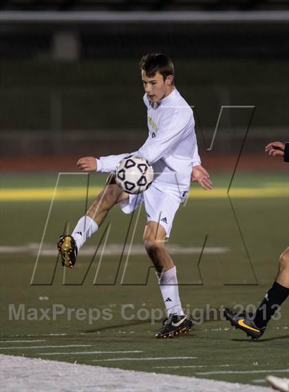 Thumbnail 1 in Hand vs.  Joel Barlow (CIAC Class L Semifinal) photogallery.