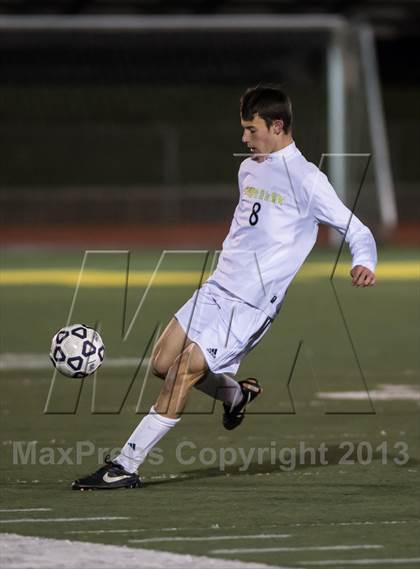 Thumbnail 3 in Hand vs.  Joel Barlow (CIAC Class L Semifinal) photogallery.