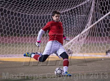 Thumbnail 2 in Hand vs.  Joel Barlow (CIAC Class L Semifinal) photogallery.