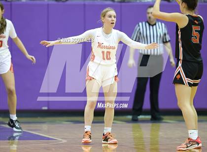 Thumbnail 1 in Amanda-Clearcreek vs Worthington Christian (OHSAA D3 District Semifinal) photogallery.