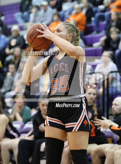 Thumbnail 2 in Amanda-Clearcreek vs Worthington Christian (OHSAA D3 District Semifinal) photogallery.