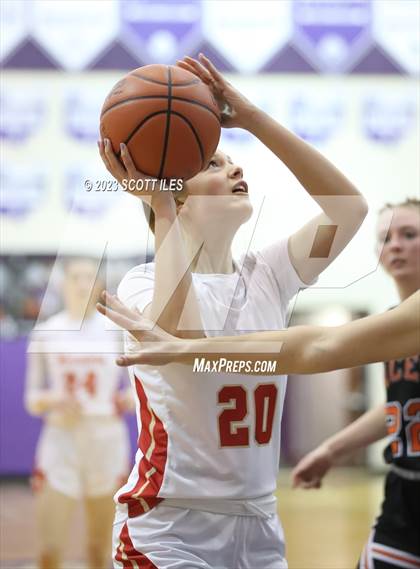 Thumbnail 1 in Amanda-Clearcreek vs Worthington Christian (OHSAA D3 District Semifinal) photogallery.