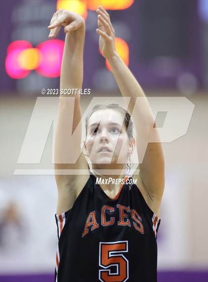 Thumbnail 2 in Amanda-Clearcreek vs Worthington Christian (OHSAA D3 District Semifinal) photogallery.