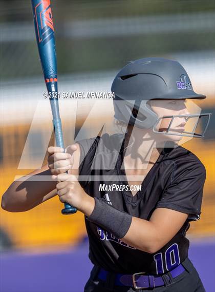 Thumbnail 1 in Bellevue East @ Millard South photogallery.