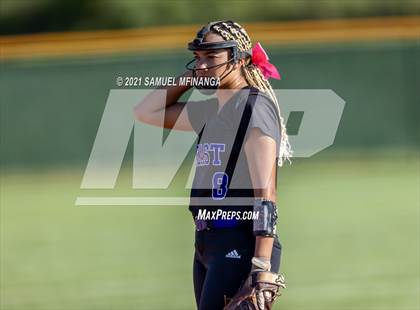 Thumbnail 2 in Bellevue East @ Millard South photogallery.