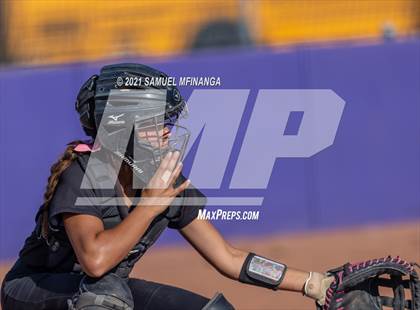 Thumbnail 1 in Bellevue East @ Millard South photogallery.