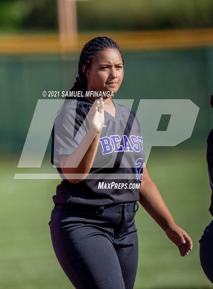 Thumbnail 2 in Bellevue East @ Millard South photogallery.