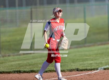 Thumbnail 2 in Bellevue East @ Millard South photogallery.