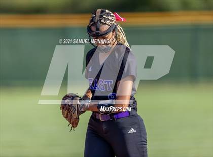 Thumbnail 3 in Bellevue East @ Millard South photogallery.