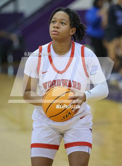 Thumbnail 3 in Woodward Academy vs Mount Paran Christian (J-4 MLK Holiday Classic) photogallery.