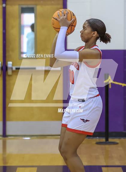 Thumbnail 1 in Woodward Academy vs Mount Paran Christian (J-4 MLK Holiday Classic) photogallery.