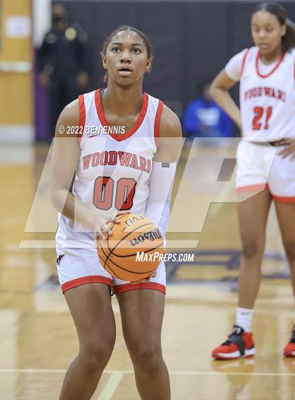 Thumbnail 1 in Woodward Academy vs Mount Paran Christian (J-4 MLK Holiday Classic) photogallery.