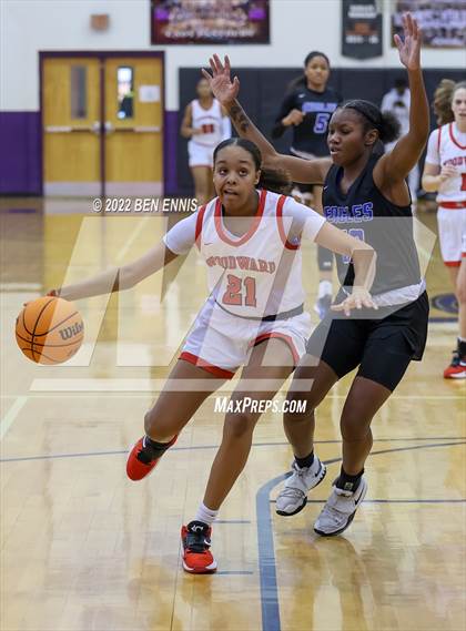 Thumbnail 1 in Woodward Academy vs Mount Paran Christian (J-4 MLK Holiday Classic) photogallery.