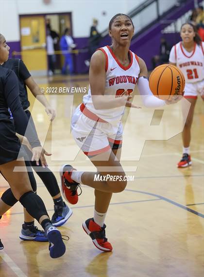 Thumbnail 2 in Woodward Academy vs Mount Paran Christian (J-4 MLK Holiday Classic) photogallery.