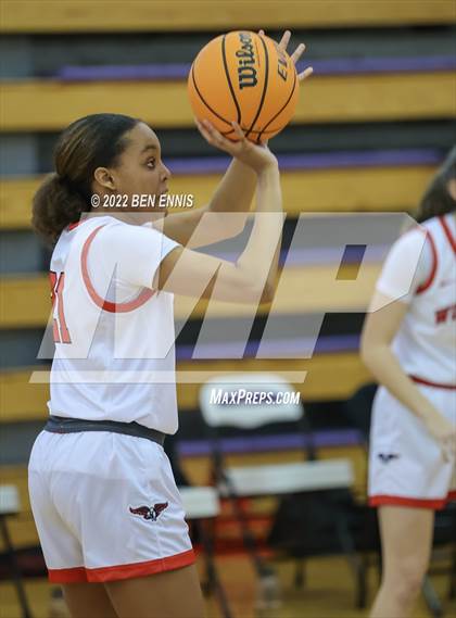 Thumbnail 3 in Woodward Academy vs Mount Paran Christian (J-4 MLK Holiday Classic) photogallery.