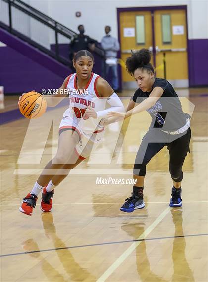 Thumbnail 1 in Woodward Academy vs Mount Paran Christian (J-4 MLK Holiday Classic) photogallery.