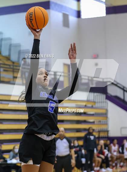 Thumbnail 2 in Woodward Academy vs Mount Paran Christian (J-4 MLK Holiday Classic) photogallery.