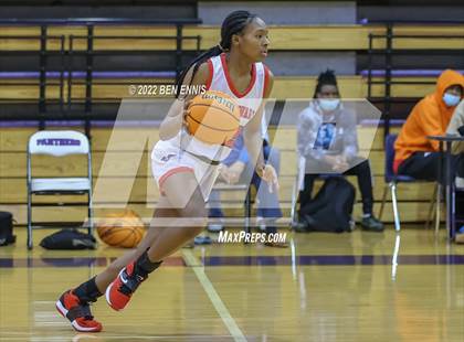 Thumbnail 2 in Woodward Academy vs Mount Paran Christian (J-4 MLK Holiday Classic) photogallery.