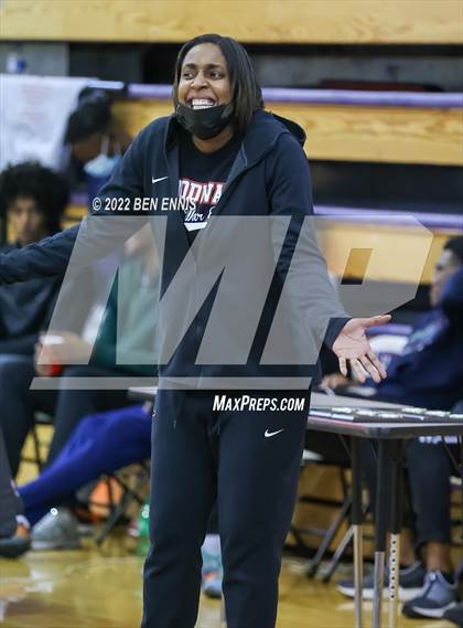 Thumbnail 1 in Woodward Academy vs Mount Paran Christian (J-4 MLK Holiday Classic) photogallery.