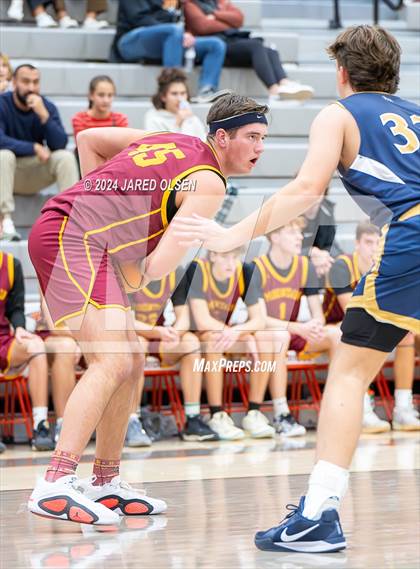 Thumbnail 2 in Mountain View vs. Copper Hills photogallery.