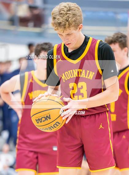 Thumbnail 1 in Mountain View vs. Copper Hills photogallery.