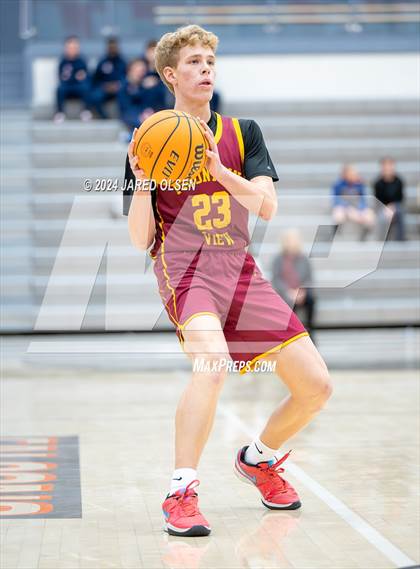 Thumbnail 1 in Mountain View vs. Copper Hills photogallery.