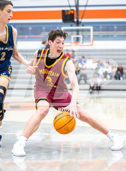 Thumbnail 3 in Mountain View vs. Copper Hills photogallery.