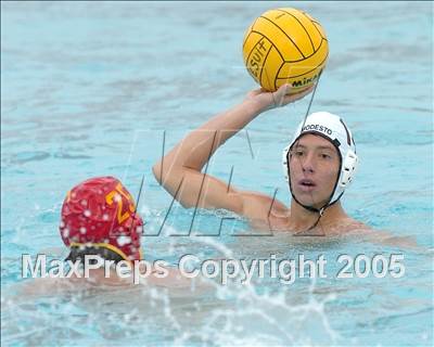 Thumbnail 2 in Modesto vs. Jesuit (Section Playoffs) photogallery.