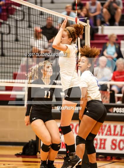 Thumbnail 1 in North Mesquite @ Rockwall Heath photogallery.