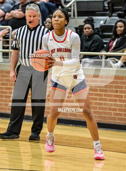 Thumbnail 3 in McKinney North vs. Whitehouse (UIL 5A Region II Area) photogallery.