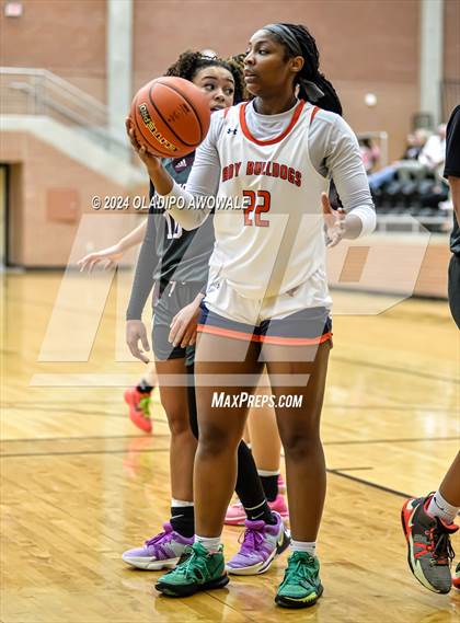Thumbnail 3 in McKinney North vs. Whitehouse (UIL 5A Region II Area) photogallery.