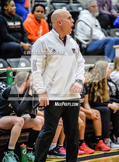 Thumbnail 1 in McKinney North vs. Whitehouse (UIL 5A Region II Area) photogallery.