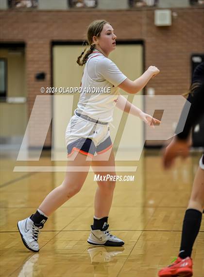 Thumbnail 1 in McKinney North vs. Whitehouse (UIL 5A Region II Area) photogallery.