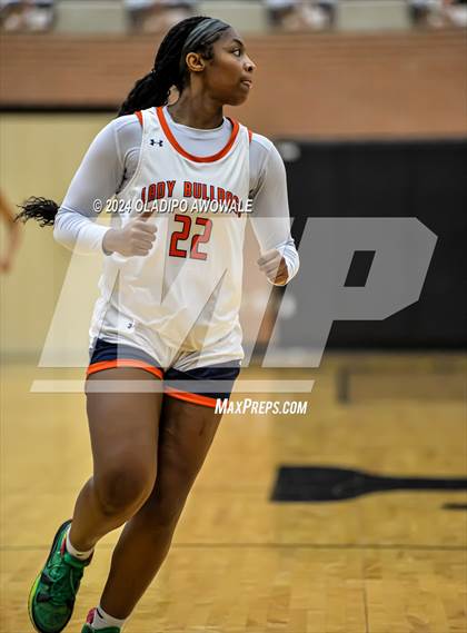 Thumbnail 1 in McKinney North vs. Whitehouse (UIL 5A Region II Area) photogallery.