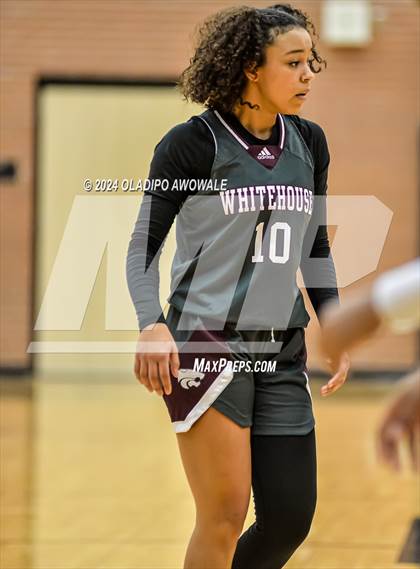 Thumbnail 2 in McKinney North vs. Whitehouse (UIL 5A Region II Area) photogallery.