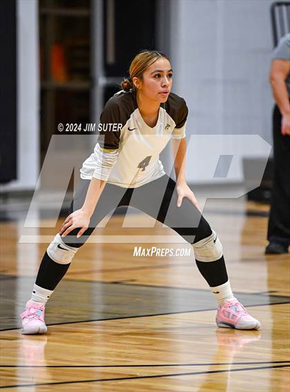 Thumbnail 3 in Bastrop vs Crockett (Austin) photogallery.