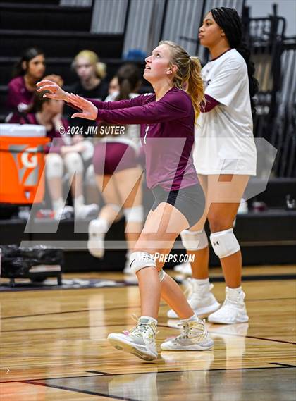 Thumbnail 3 in Bastrop vs Crockett (Austin) photogallery.