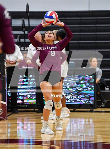 Thumbnail 2 in Bastrop vs Crockett (Austin) photogallery.
