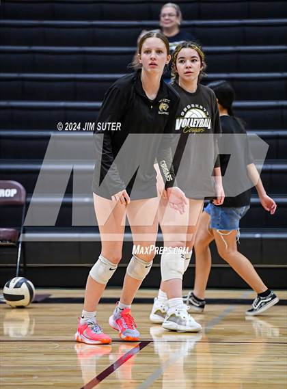Thumbnail 3 in Bastrop vs Crockett (Austin) photogallery.