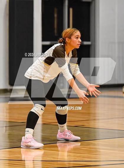 Thumbnail 2 in Bastrop vs Crockett (Austin) photogallery.